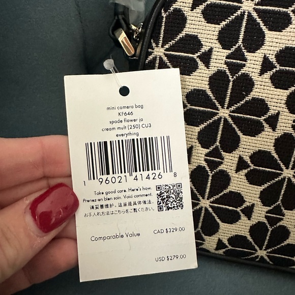Kate Spade Crossbody NWT! Spade Flower Black & White Retails $279 - Picture 3 of 9